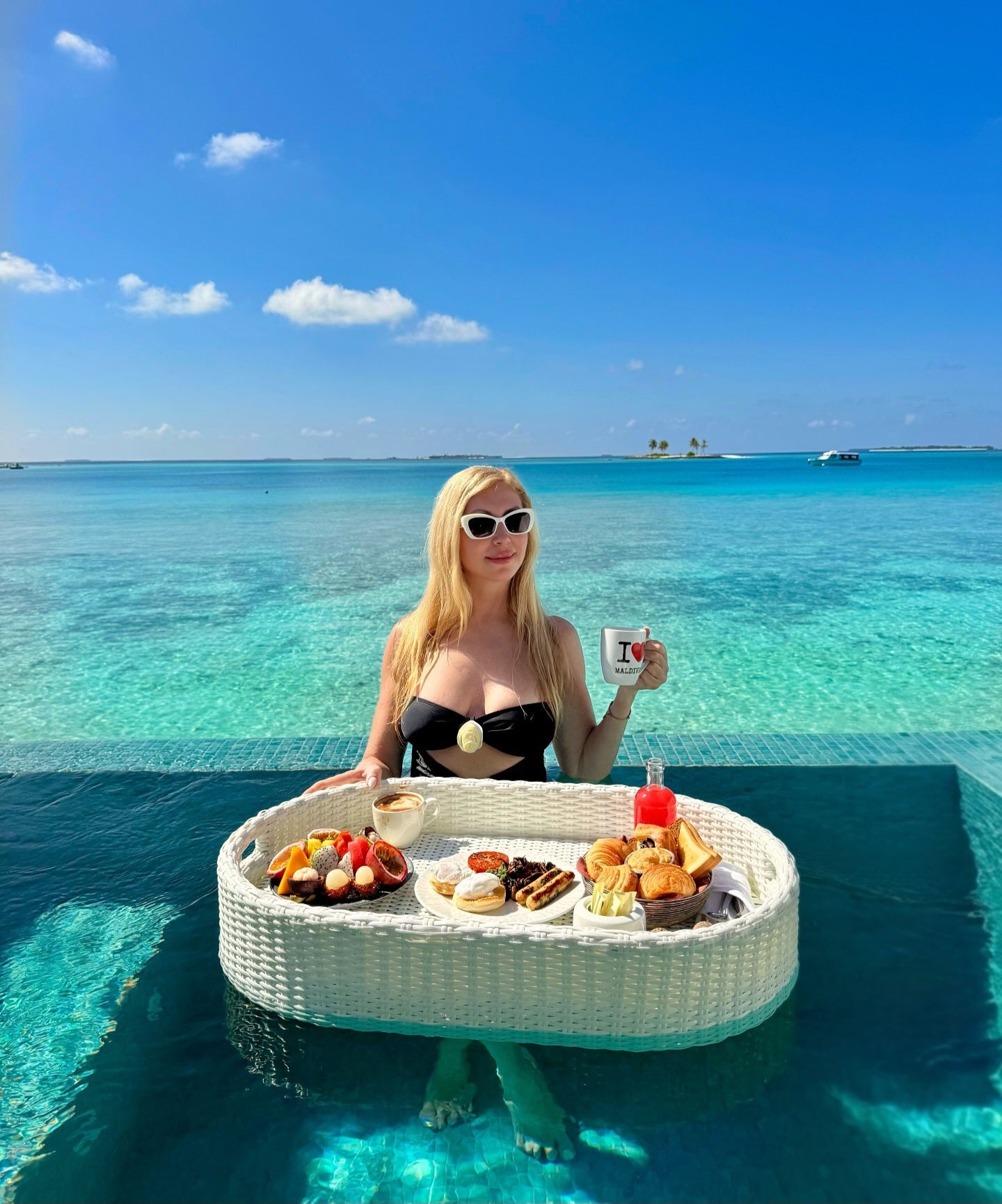 Oval Luxe Floating tray