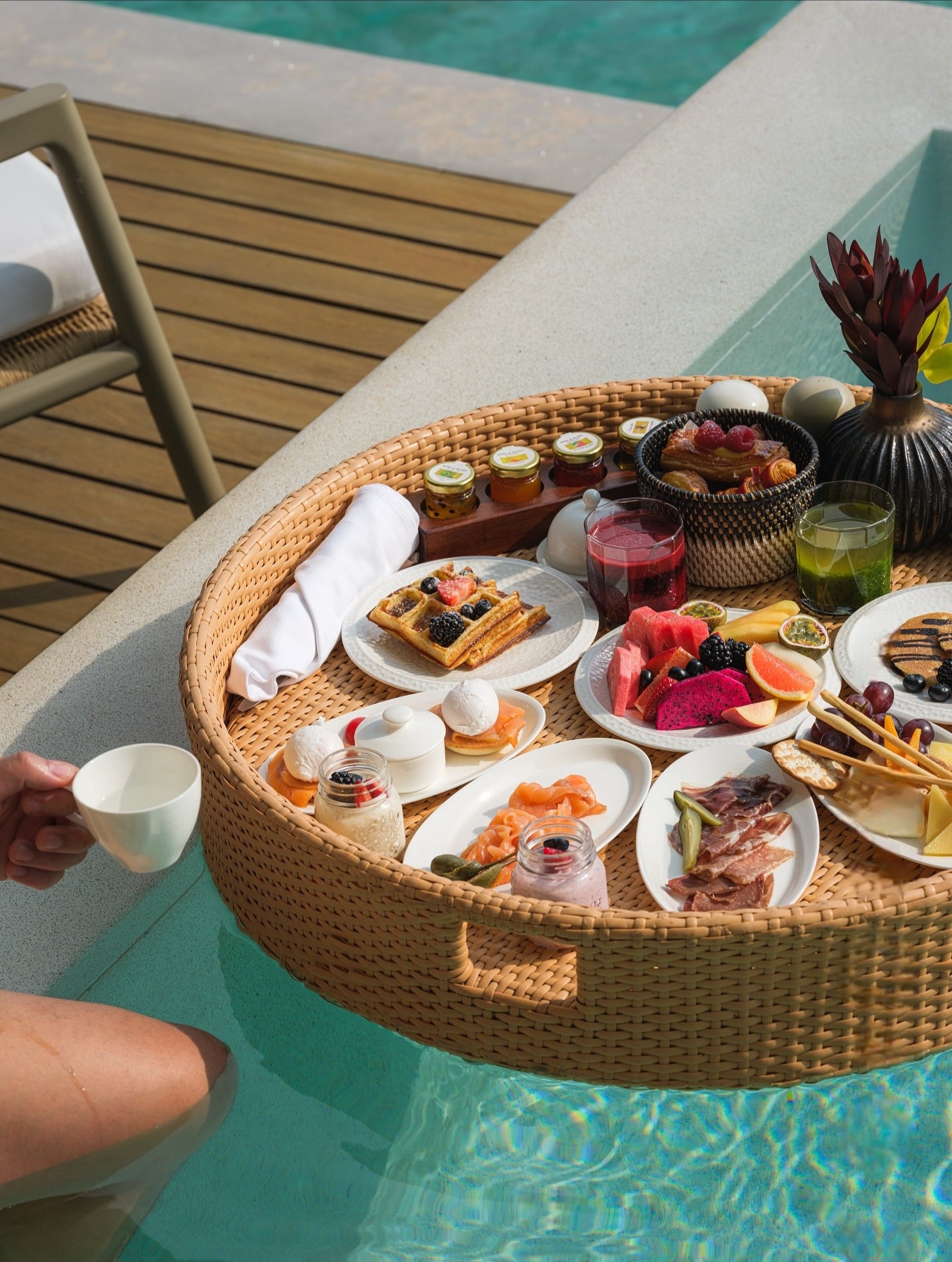 Round Luxe Floating tray