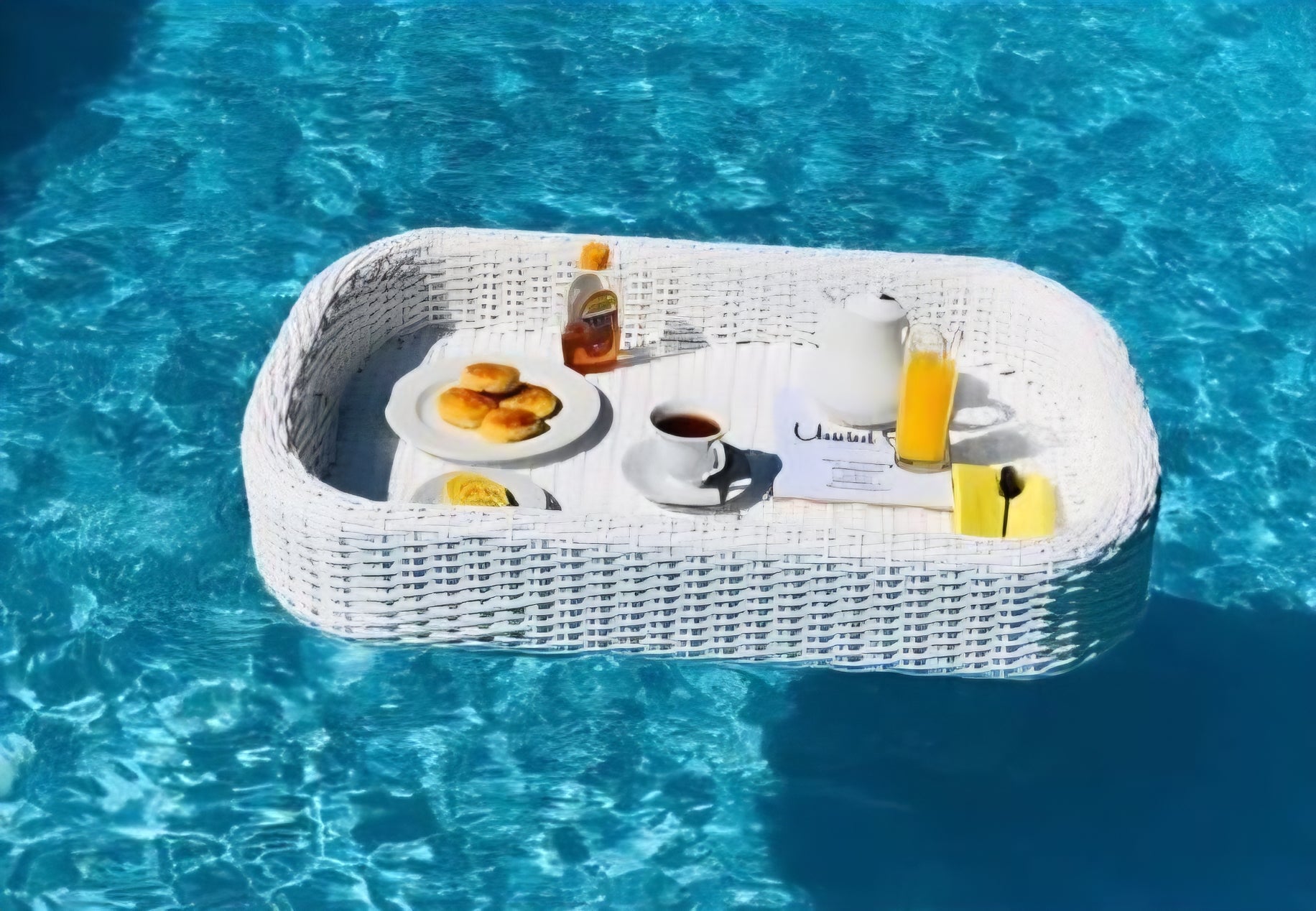 Oval Luxe Floating tray